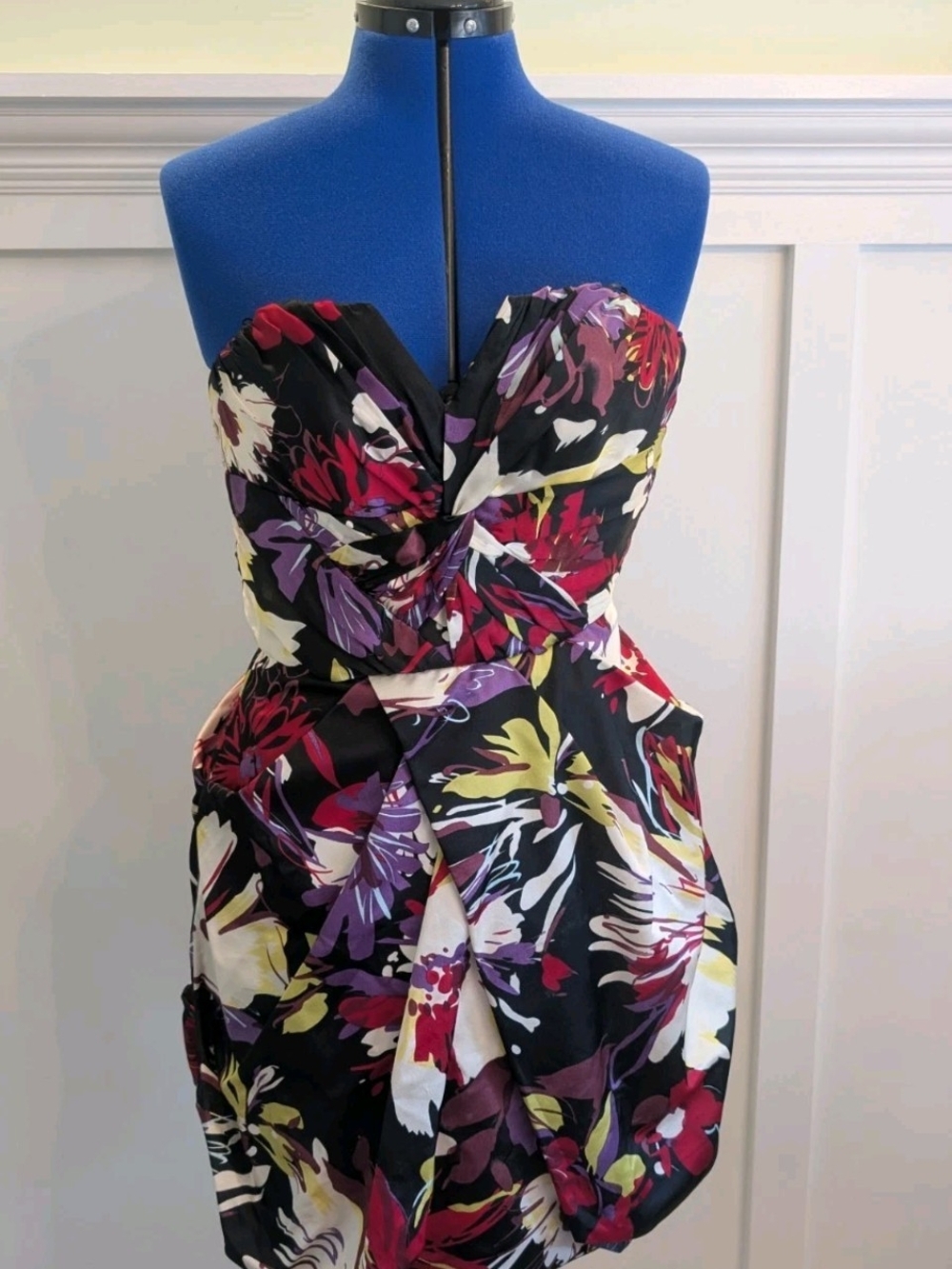 ABS Allen Schwartz Black Floral Strapless Cocktail Dress